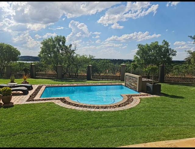 4 BEDROOM HOUSE FOR SALE IN SABLE HILLS